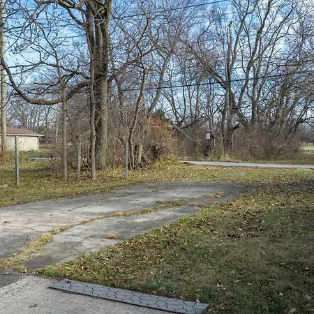 Centrally Located 3Bd Urban Oasis